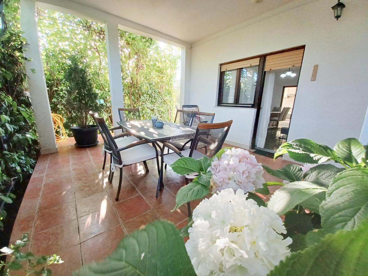 Apartment Lorenzo Trogir Exterior foto